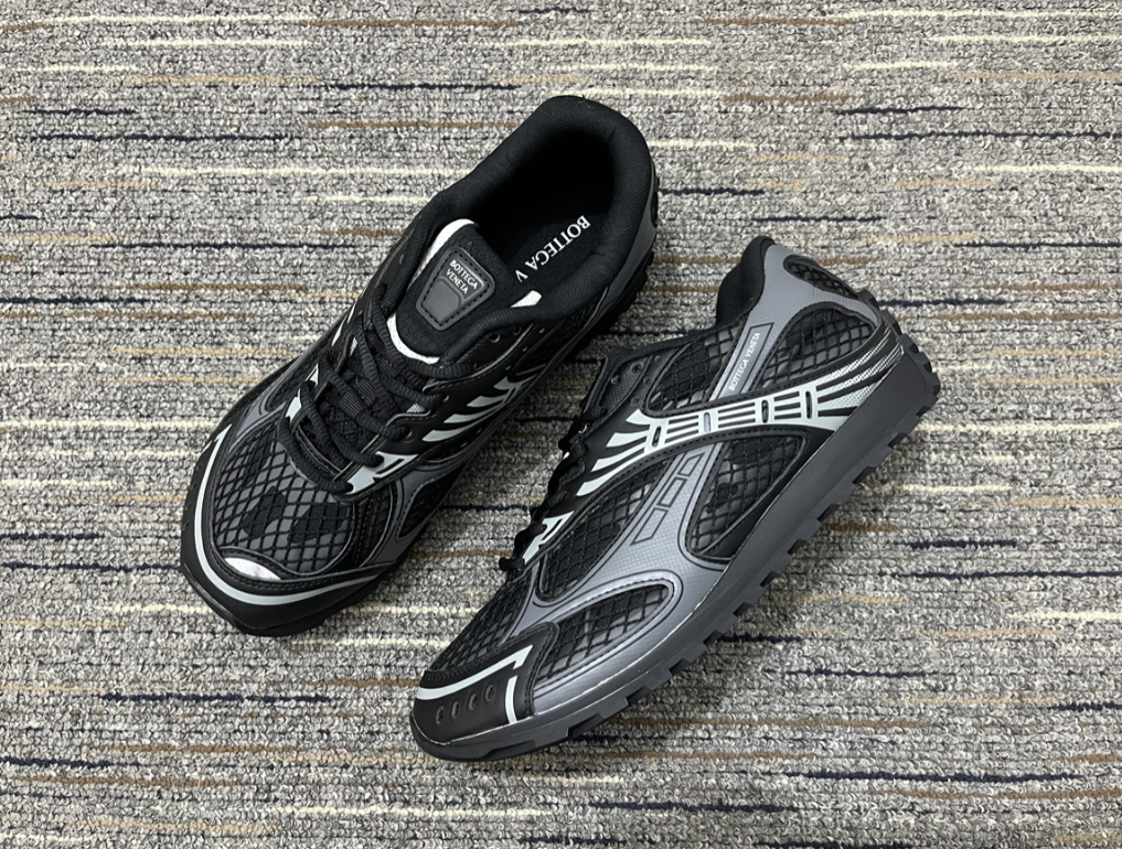 Bottega Veneta Orbit Sneakers