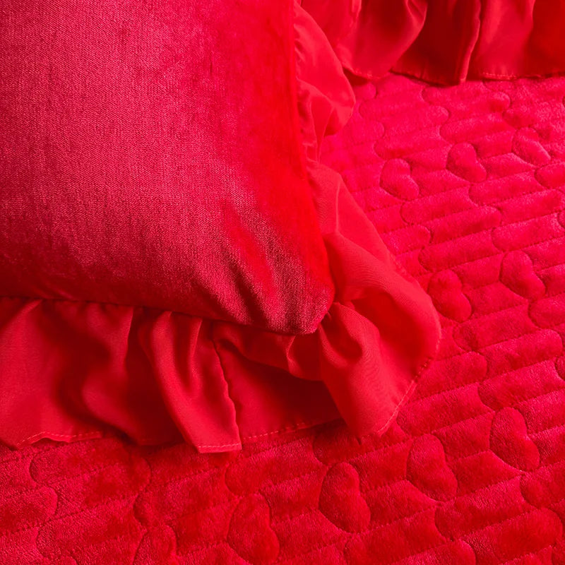 King Big Red Burgundy Plain Solid Quilts Sheets Woven Design for Wedding Bed Covers Winter Velvet Duvet Cover Set