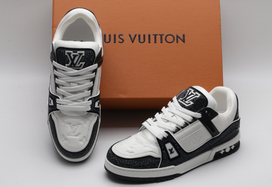 Louis Vuitton Trainer Sneaker – Embossed Monogram & Premium Detailing