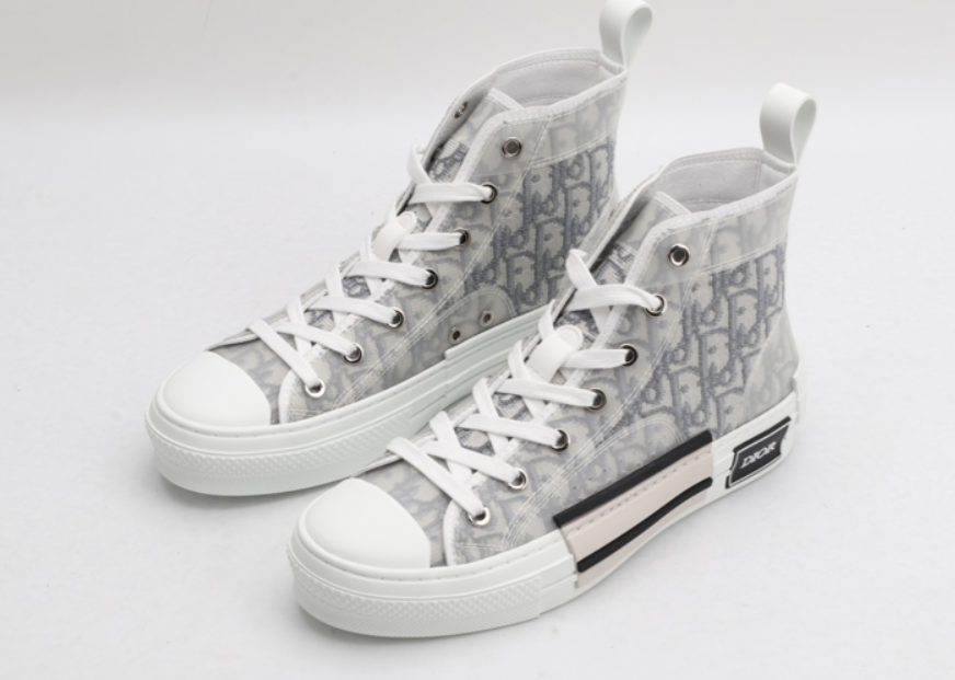 Dior B23 High-Top Oblique Sneaker – Signature Monogram Design