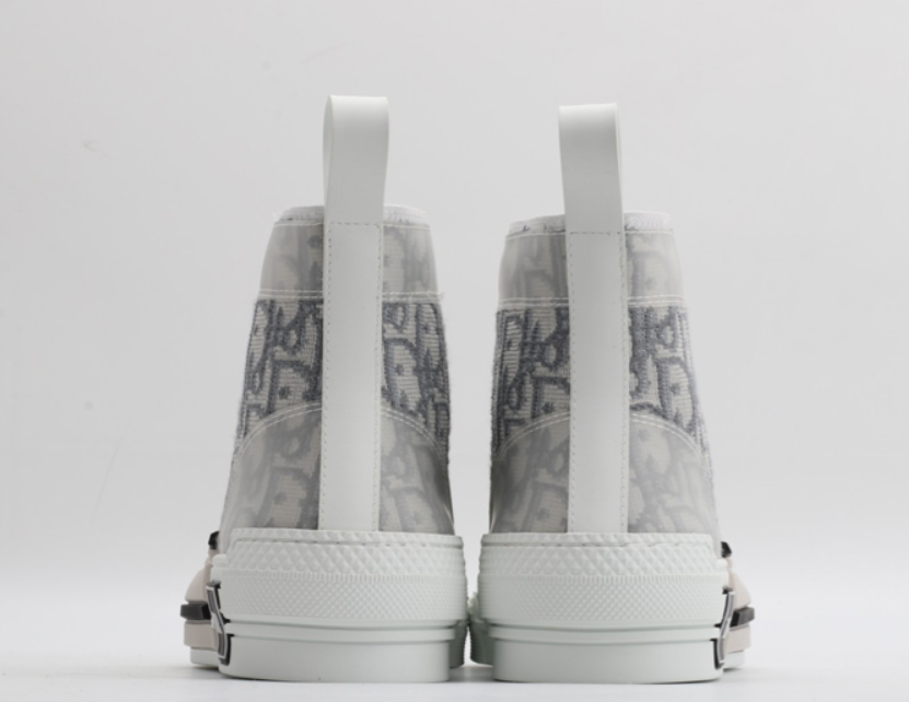 Dior B23 High-Top Oblique Sneaker – Signature Monogram Design