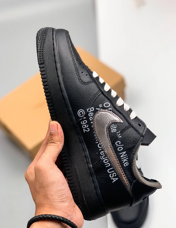 Off-White x Nike Air Force 1 Low "Black"