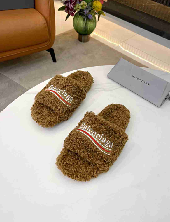 Balenciaga Teddy Fleece Slides – Multiple Colors