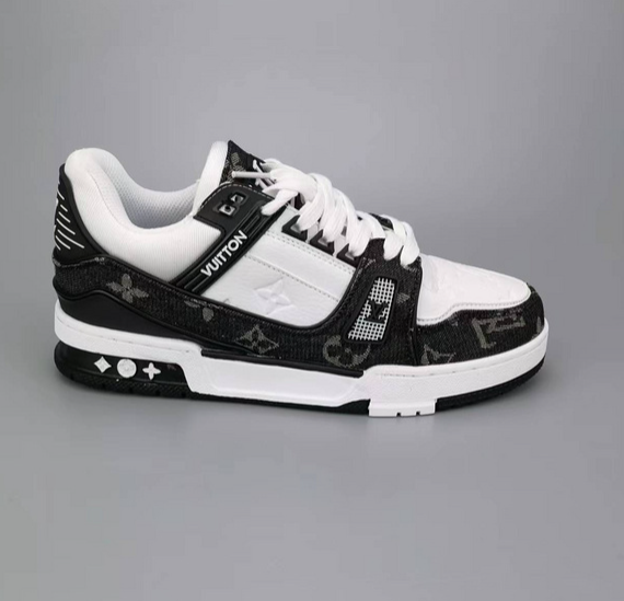 Louis Vuitton LV Trainer Sneaker – Black & White Monogram