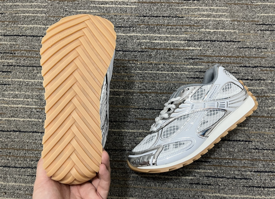 Bottega Veneta Orbit Sneakers