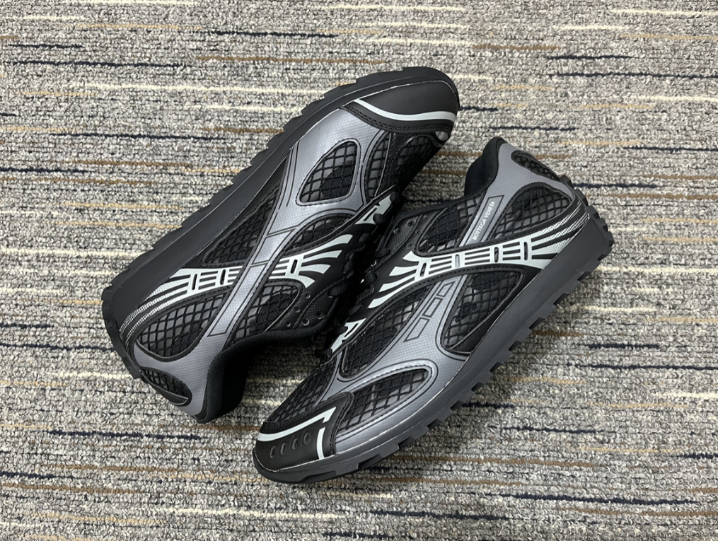 Bottega Veneta Orbit Sneakers