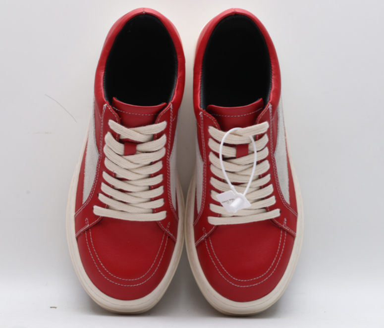 Rick Owen’s Low-Top sneakers